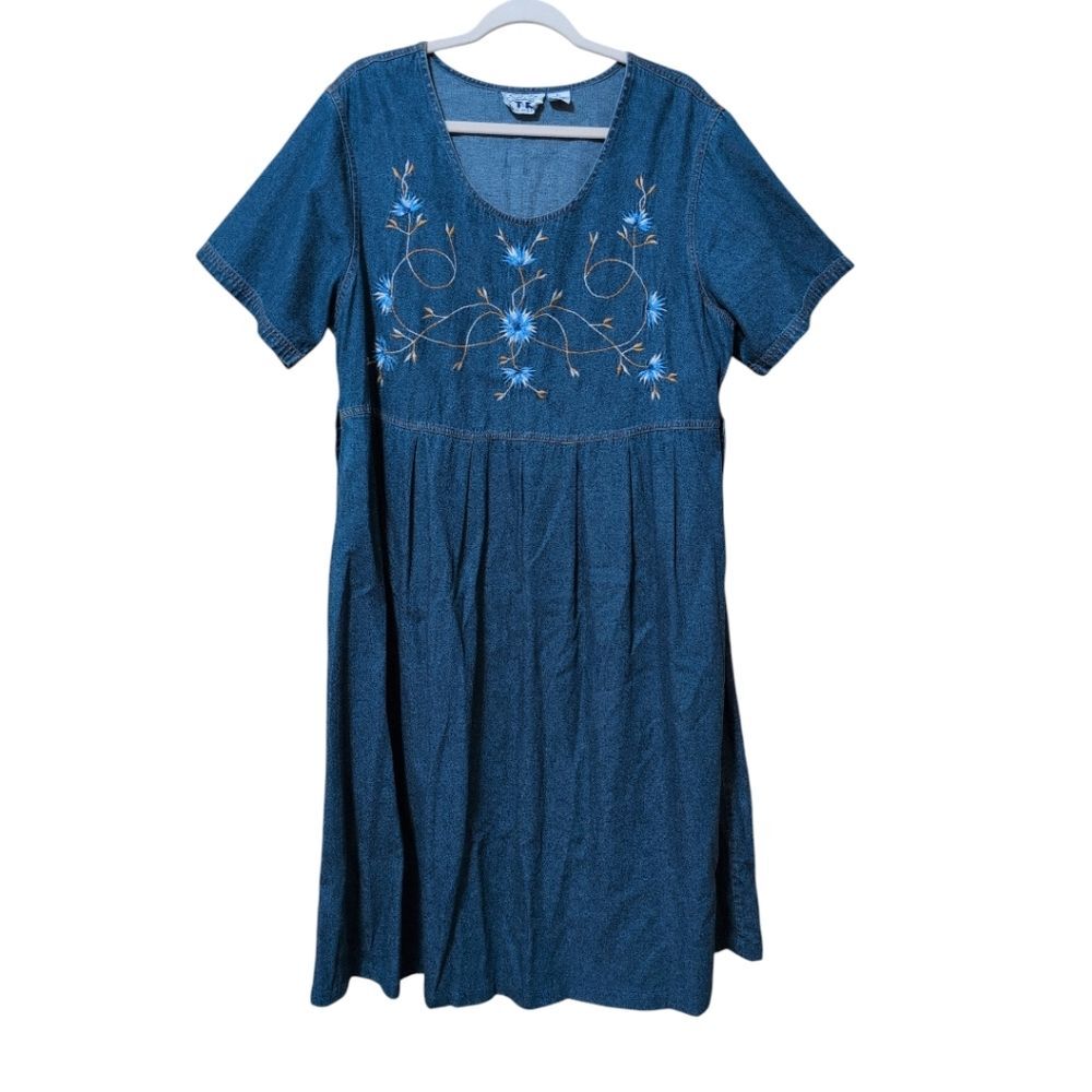 vintage T&R embroidered denim midi dress 100% Cotton size XL